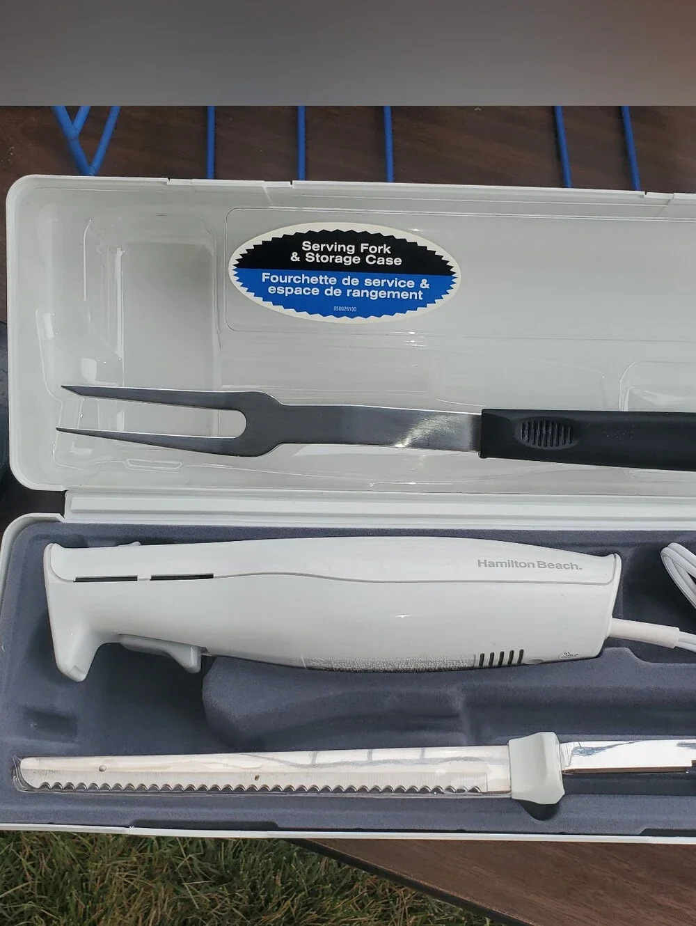 Hamilton Beach White Electric Corded Carving Knife Set with Serving Fork